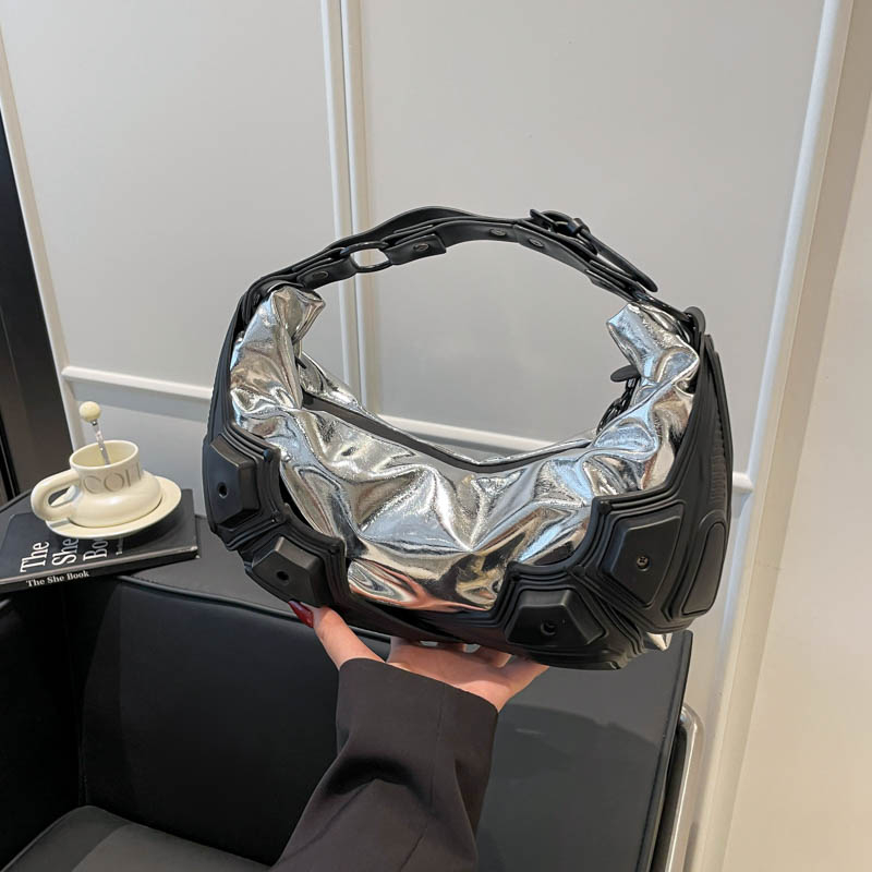 Dark Trendy Half Moon Shaped H - đánh giá và giá Women Bags 2026 Trends
